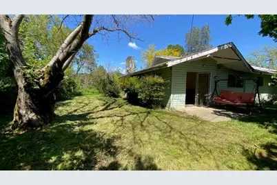 333 W Park Street, Grants Pass, OR 97527 - Photo 36