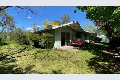 333 W Park Street, Grants Pass, OR 97527 - Photo 46