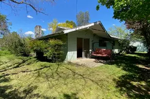 333 W Park St, Grants Pass, OR 97527 - Photo 46