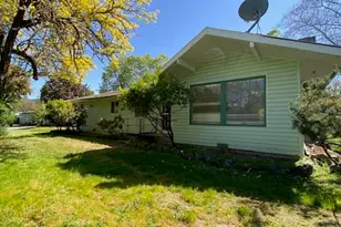 333 W Park St, Grants Pass, OR 97527 - Photo 50