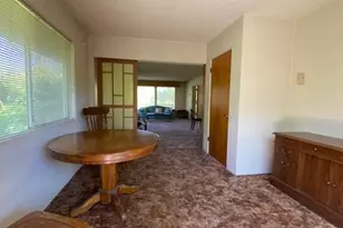 333 W Park St, Grants Pass, OR 97527 - Photo 6