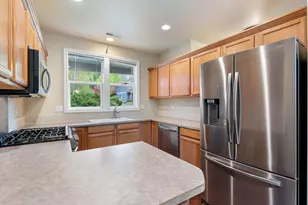 19452 Brookside Way, Bend, OR 97702 - Photo 6