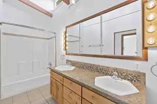 76 SE Hoff Ln, Madras, OR 97741 - Photo 16