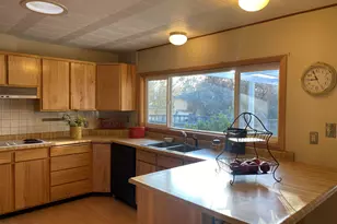 1726 Kane St, Klamath Falls, OR 97603 - Photo 8