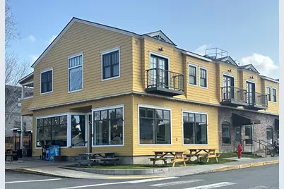 139 NW Broadway Street, Bend, OR 97703 - Photo 38