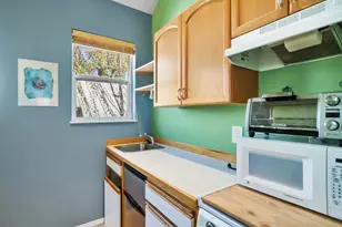 139 NW Broadway St, Bend, OR 97703 - Photo 20