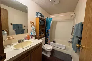 19494 Baker Rd, Bend, OR 97702 - Photo 16