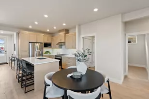 61147 NE Cobalt St, Bend, OR 97701 - Photo 4