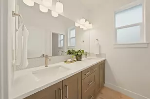 21423 NE Hayloft Pl, Bend, OR 97701 - Photo 6