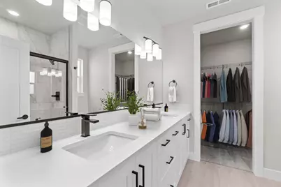 21419 NE Hayloft Place, Bend, OR 97701 - Photo 6