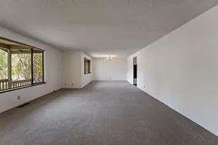 905 Lathrop Rd, Grants Pass, OR 97526 - Photo 6