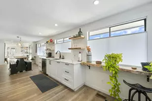 21315 Livingston Drive, Bend, OR 97701 - Photo 6