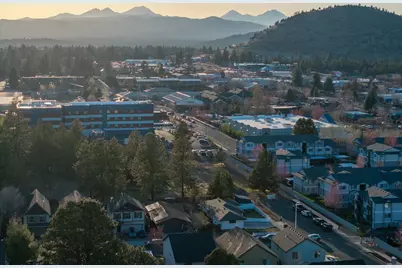 21315 Livingston Drive, Bend, OR 97701 - Photo 34