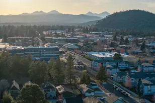 21315 Livingston Drive, Bend, OR 97701 - Photo 34