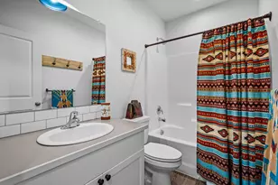 1017 SE Balsamroot Ln, Madras, OR 97741 - Photo 8