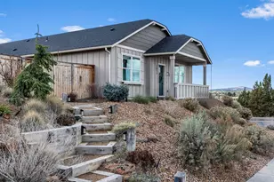 1017 SE Balsamroot Ln, Madras, OR 97741 - Photo 2