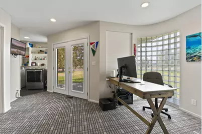 66985 Rock Island Lane, Bend, OR 97703 - Photo 18