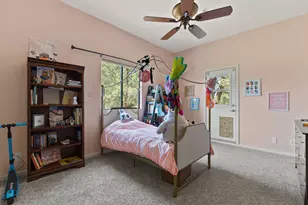 66985 Rock Island Ln, Bend, OR 97703 - Photo 22