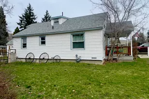 4847 Shasta Way, Klamath Falls, OR 97603 - Photo 4