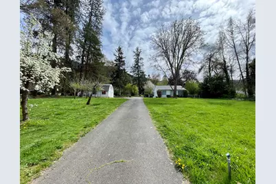 7015 Rogue River Highway, Grants Pass, OR 97527 - Photo 1