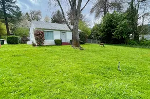 7015 Rogue River Hwy, Grants Pass, OR 97527 - Photo 2