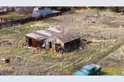 619 SW 15th Street, Redmond, OR 97756 - Photo 30