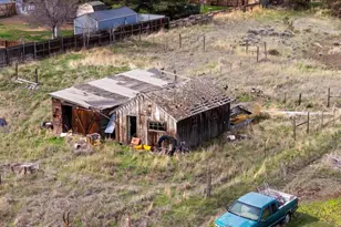 619 SW 15th St, Redmond, OR 97756 - Photo 30