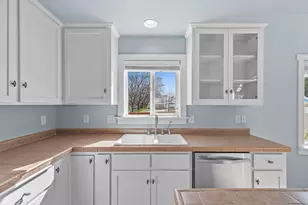 2299 Siskiyou Blvd, Ashland, OR 97520 - Photo 10