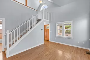 2299 Siskiyou Blvd, Ashland, OR 97520 - Photo 4