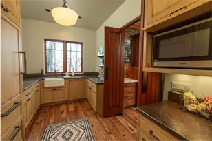 23021 Brushline Ct, Bend, OR 97701 - Photo 12