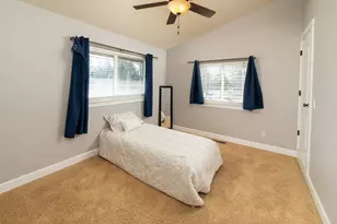 61197 Cottonwood Dr, Bend, OR 97702 - Photo 24