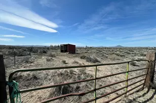 57509 Arrowhead Loop, Christmas Valley, OR 97641 - Photo 20