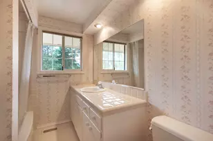 1345 NE 9th St, Grants Pass, OR 97526 - Photo 32