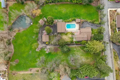 1345 NE 9th Street, Grants Pass, OR 97526 - Photo 76