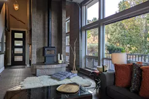 893 Highland View Loop, Redmond, OR 97756 - Photo 4