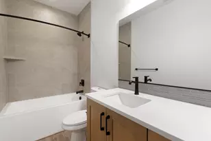 271 E Diamond Peak Ave, Sisters, OR 97759 - Photo 24