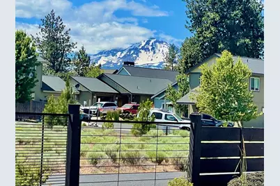 271 E Diamond Peak Avenue, Sisters, OR 97759 - Photo 28