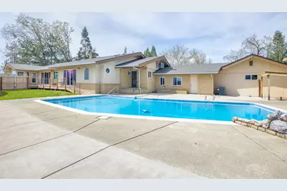 3320 Upper River Road, Grants Pass, OR 97526 - Photo 2