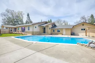 3320 Upper River Rd, Grants Pass, OR 97526 - Photo 2