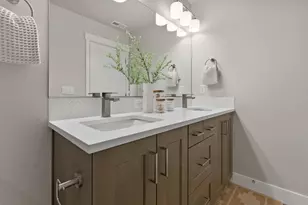 20720 SE Scout Pl, Bend, OR 97702 - Photo 8