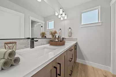 20871 SE Delta Drive, Bend, OR 97702 - Photo 10