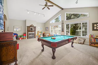 898 NW Riverside Boulevard, Bend, OR 97703 - Photo 10