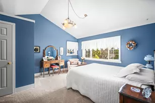 898 NW Riverside Blvd, Bend, OR 97703 - Photo 24