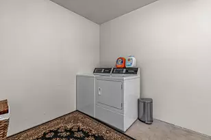 7537 Sterling Creek Rd, Jacksonville, OR 97530 - Photo 18