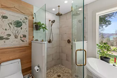 7537 Sterling Creek Road, Jacksonville, OR 97530 - Photo 16