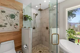 7537 Sterling Creek Rd, Jacksonville, OR 97530 - Photo 16