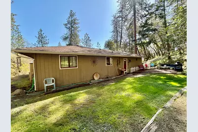 2805 Old Military Road, Medford, OR 97502 - Photo 4