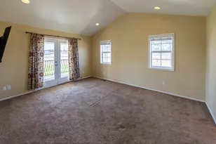 22540 Rickard Rd, Bend, OR 97702 - Photo 16