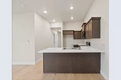 4058 SW Obsidian Place #190, Redmond, OR 97756 - Photo 8