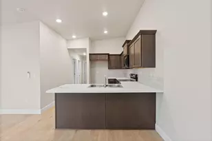 4058 SW Obsidian Pl, Redmond, OR 97756 - Photo 8